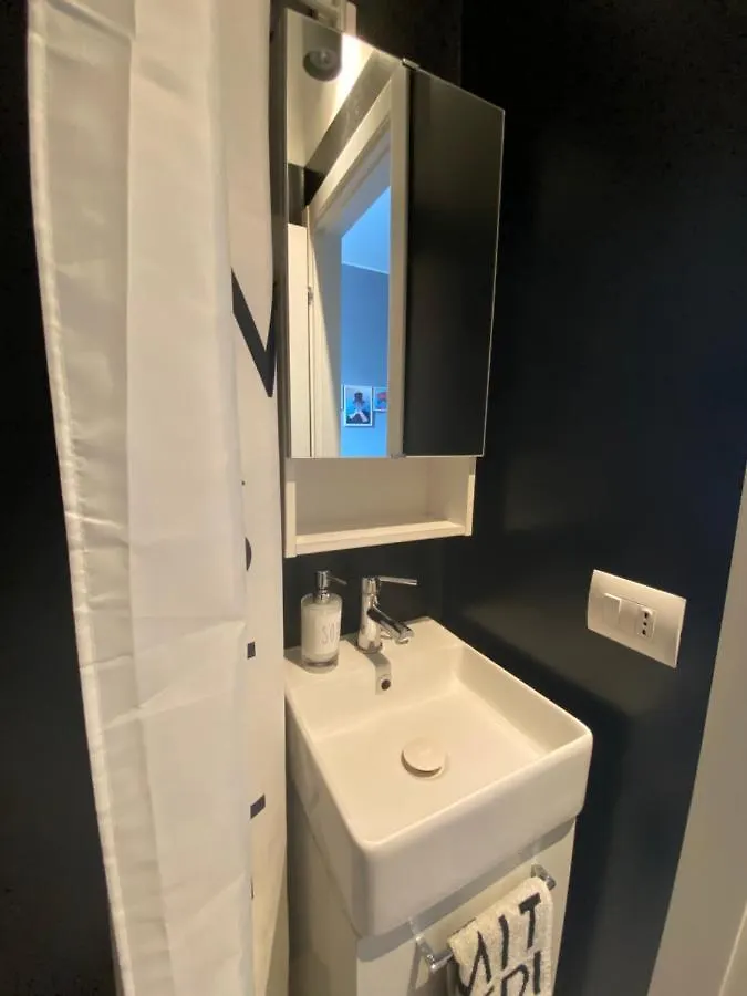 Stanza Privata Con Bagno A 15 Minuti Da Duomo Apartment Sesto San Giovanni