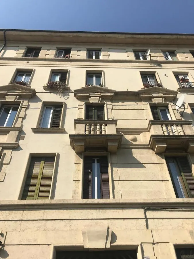 Stanza Privata Con Bagno A 15 Minuti Da Duomo Apartment Sesto San Giovanni Italy